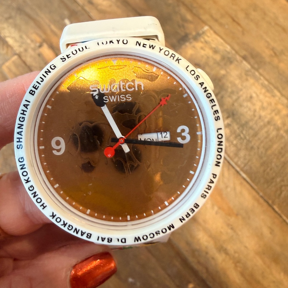 BAPE Swatch Swiss White and Gold Watch- needs battery replaced.